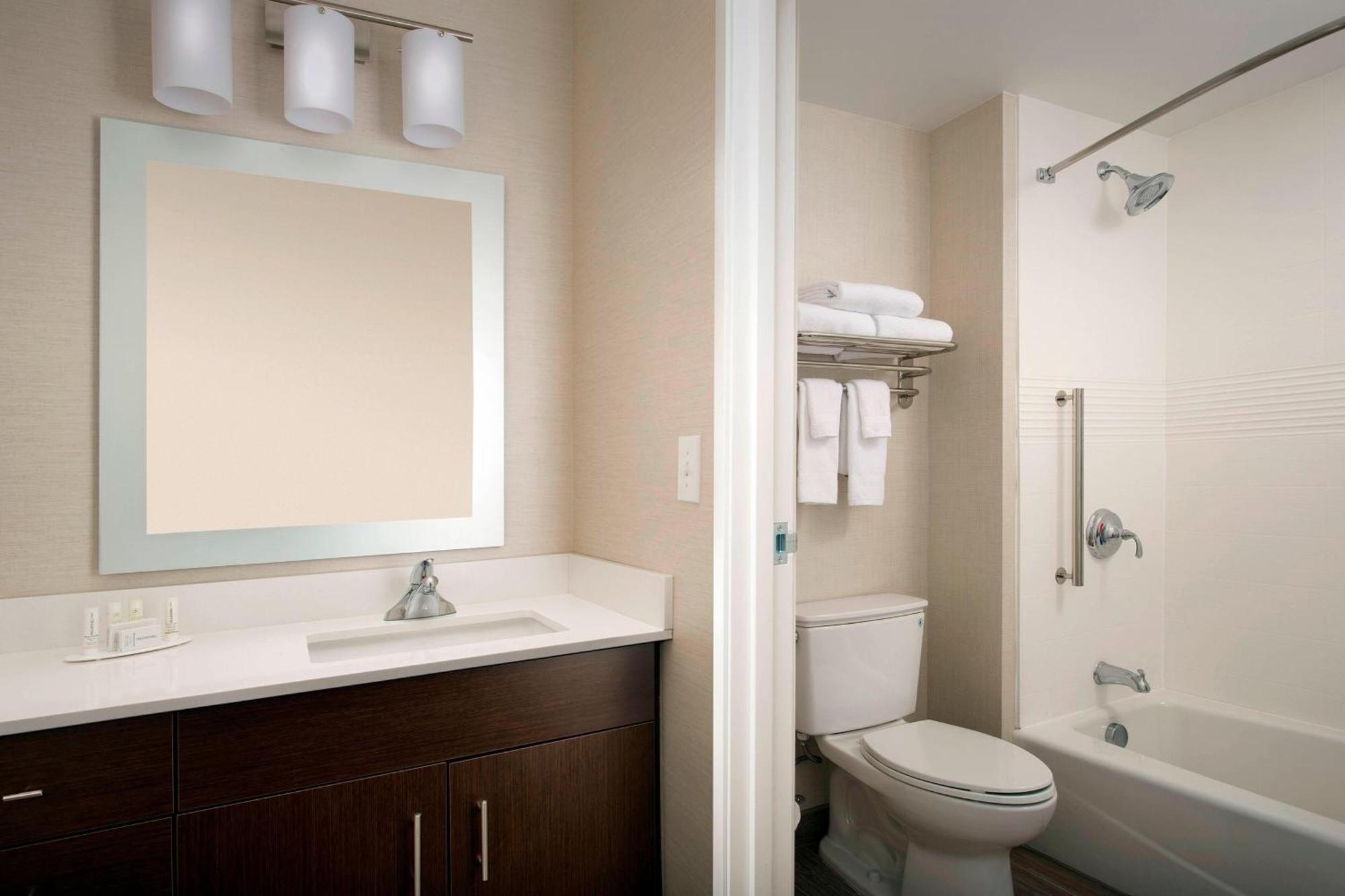 Towneplace Suites By Marriott Alexandria Fort Belvoir Mount Vernon Extérieur photo